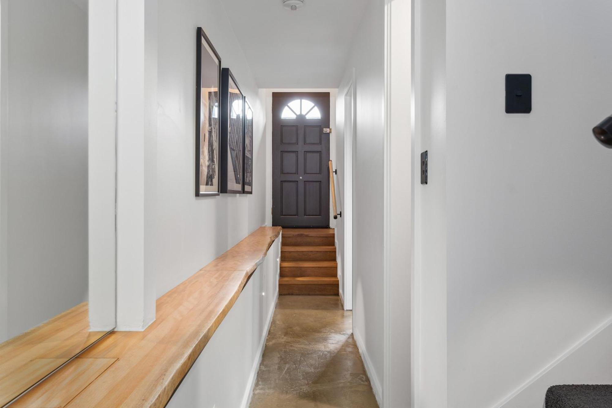 Charming 3-bed With A Courtyard Holiday home *